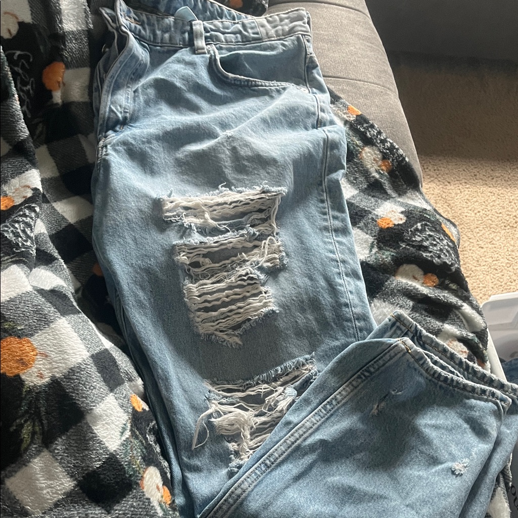 BWp Womens Size 14 Distressed Straight Denim Denim Brand